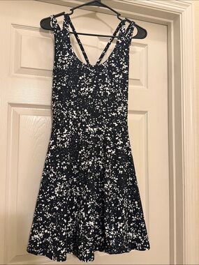 Speckle saidFit & Flare built in shorts with pockets NWT